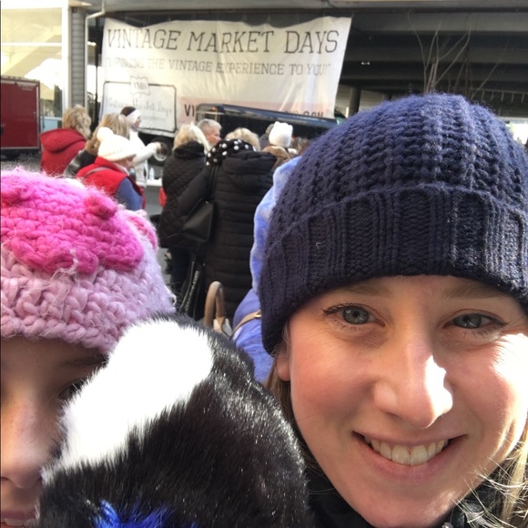 Meet your Posher, Rachel - Picture 1 of 1